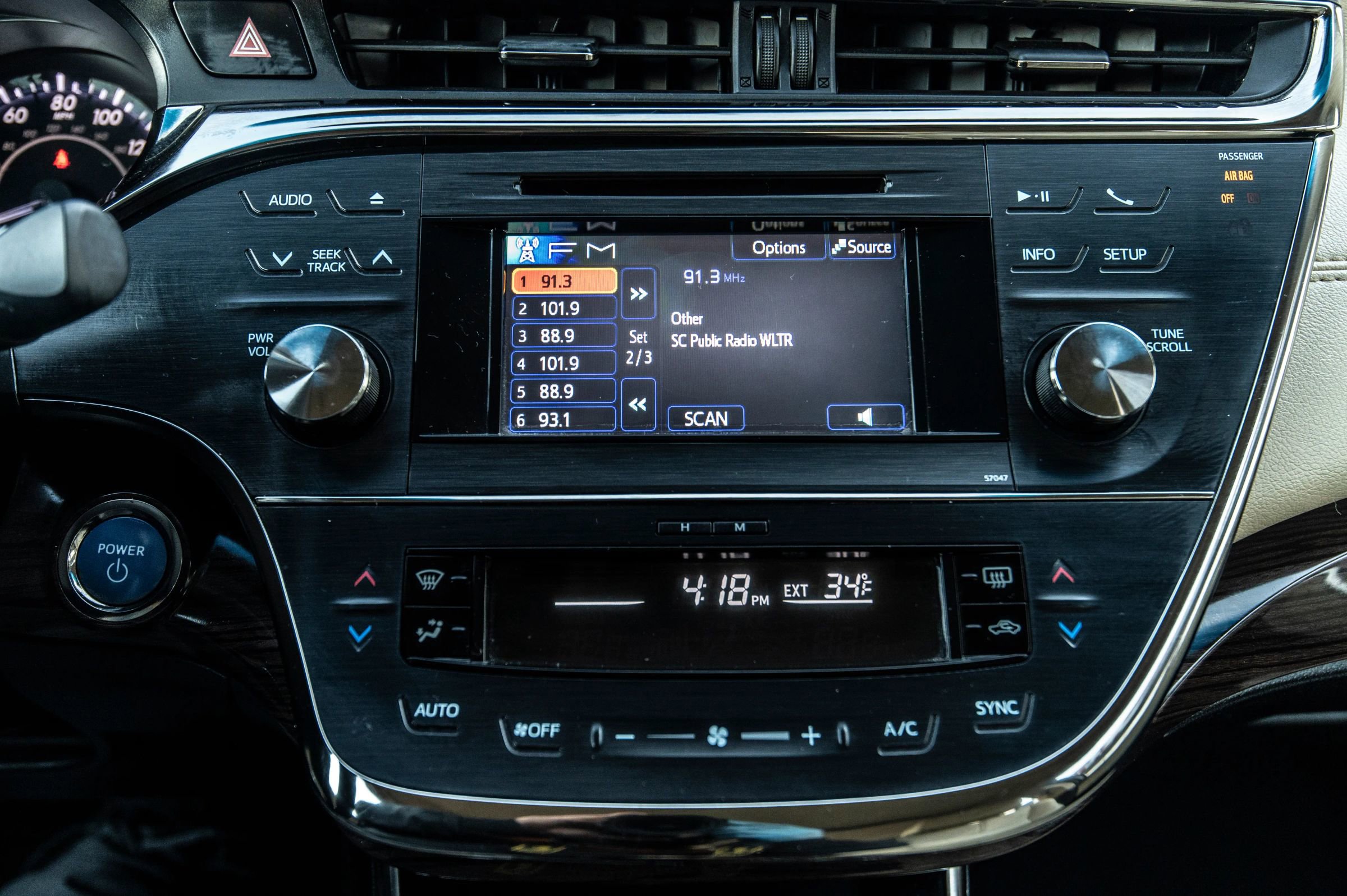 Used 2013 Toyota Avalon XLE Premium image 28