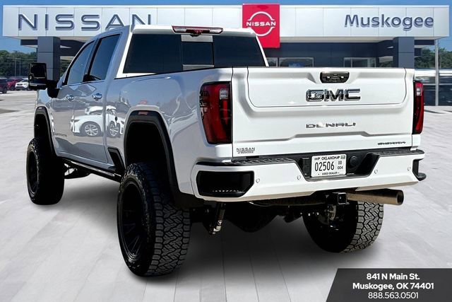 Used 2025 GMC Sierra 2500 Denali Ultimate image 4