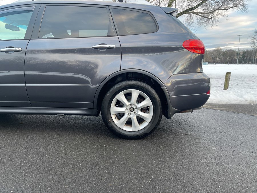 Used 2011 Subaru Tribeca Touring image 14