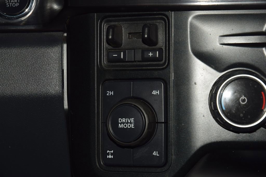 Used 2023 Ford F350 Lariat w/ Lariat Ultimate Package image 32