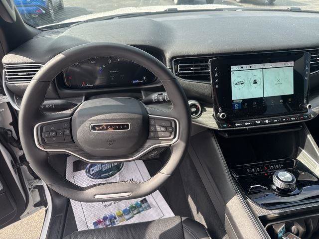 Used 2024 Jeep Wagoneer Series II w/ Flexible Seating Group image 4