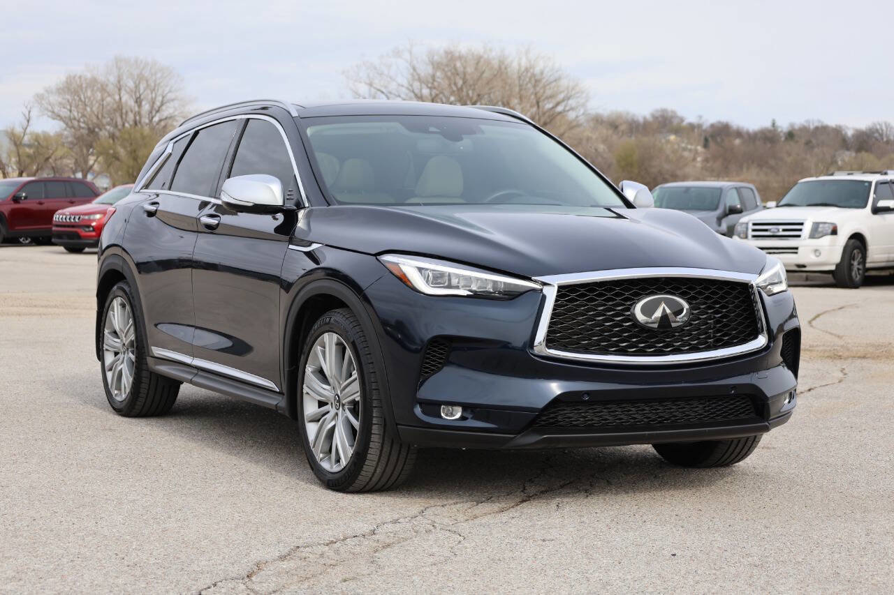 Used 2021 INFINITI QX50 Sensory w/ Accent Package image 4