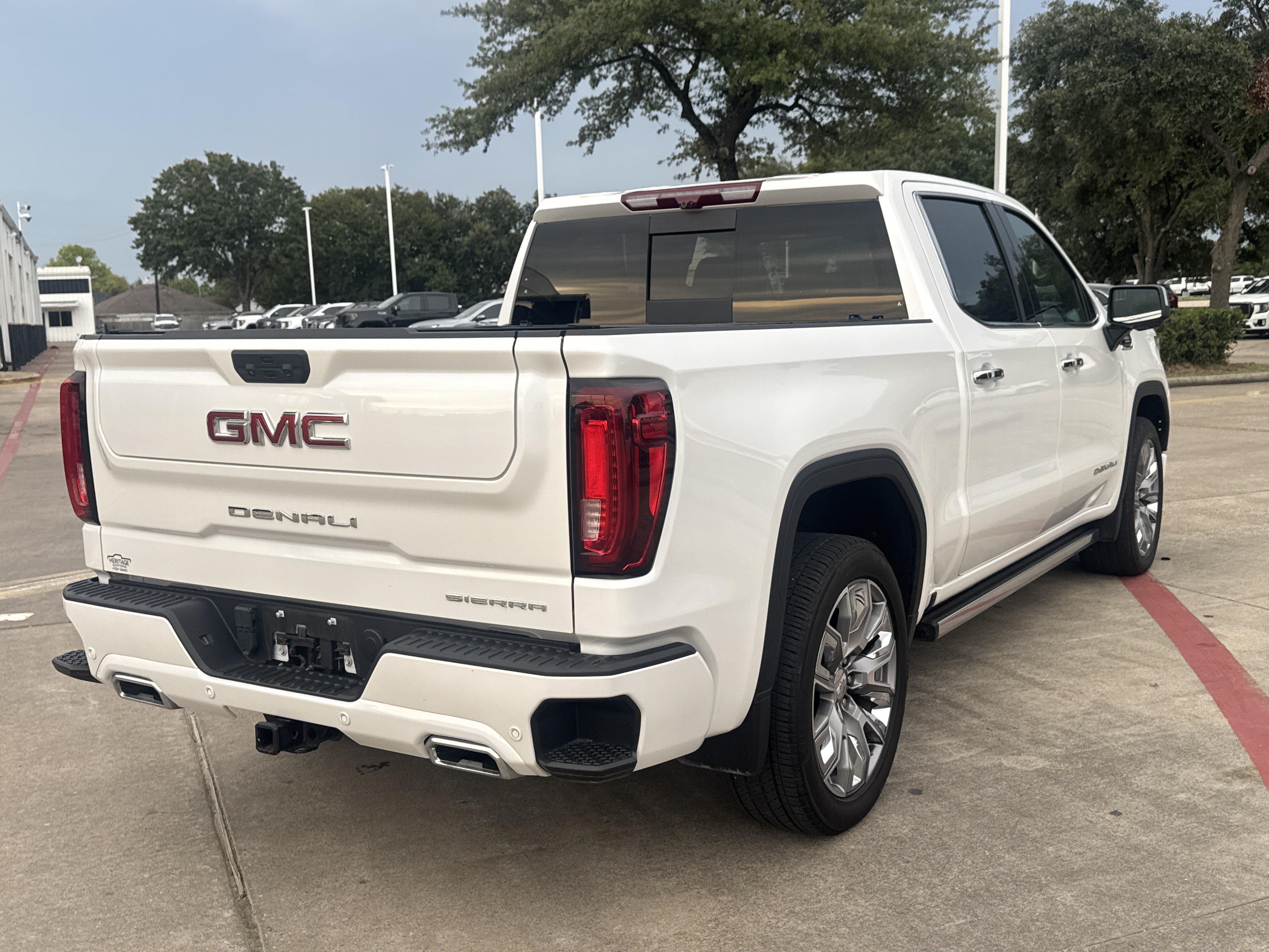 Used 2025 GMC Sierra 1500 Denali AWD/4WD image 15