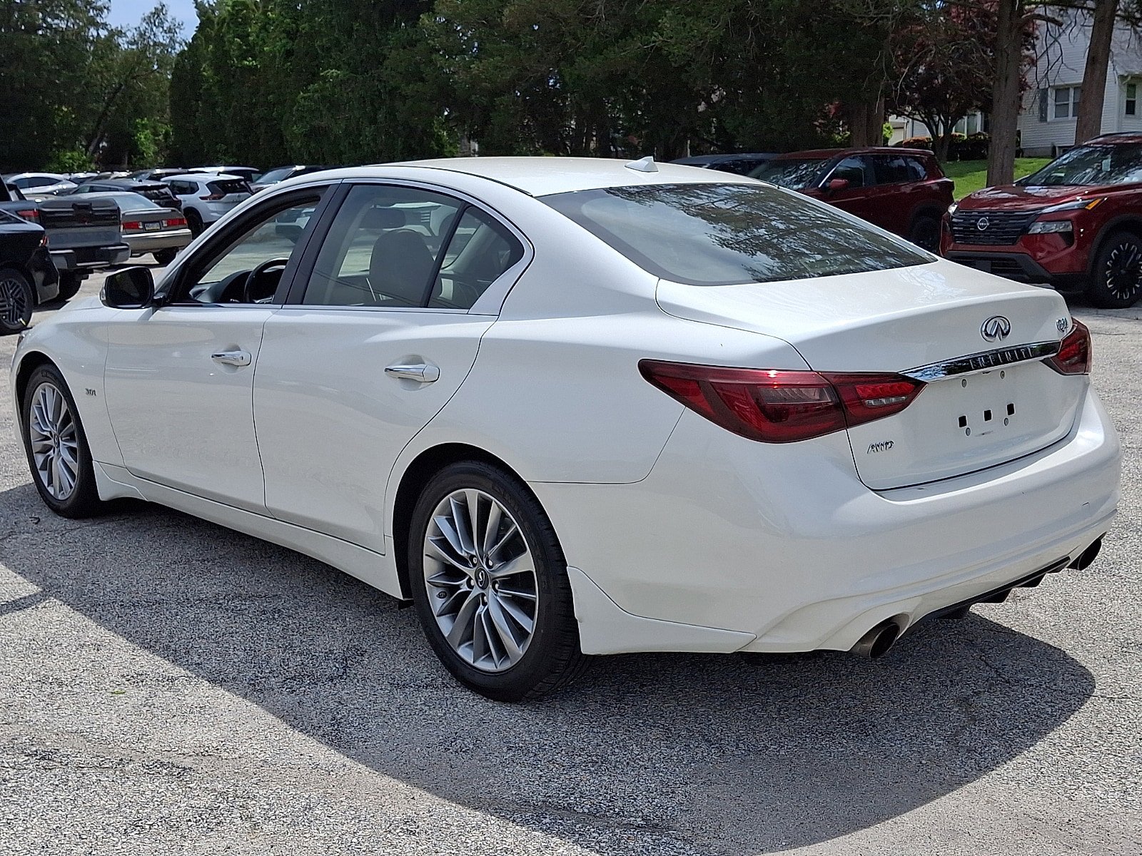 Used 2019 INFINITI Q50 Luxe w/ Essential Package (3.0T Luxe) AWD/4WD image 4