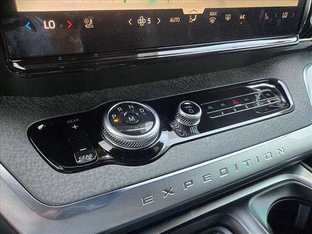 New 2026 Ford Expedition Tremor image 14