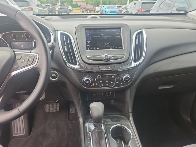 Used 2024 Chevrolet Equinox LT FWD image 17
