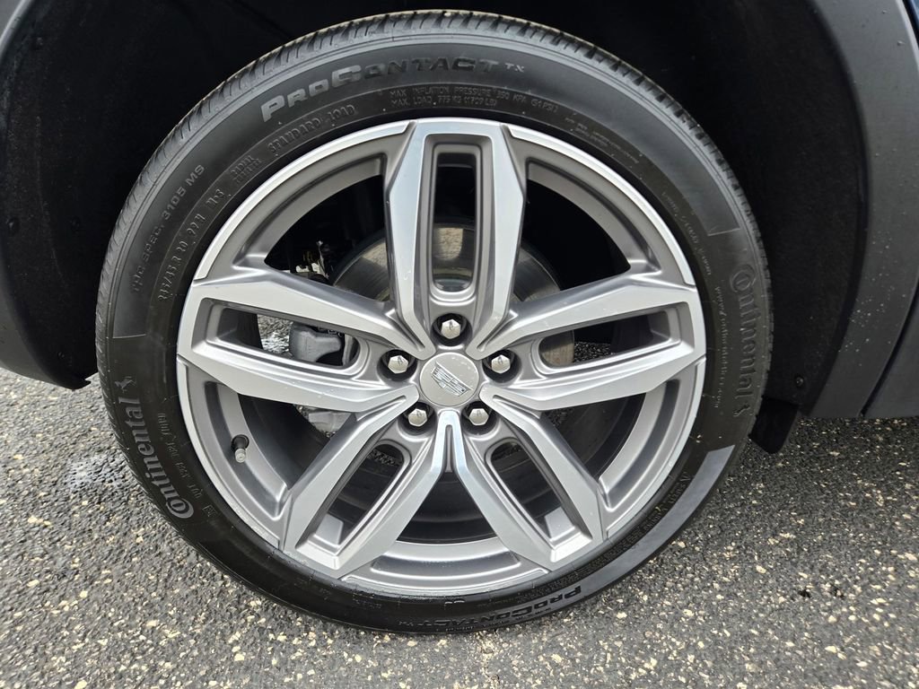 Used 2020 Cadillac XT4 Sport w/ Technology Package FWD image 45