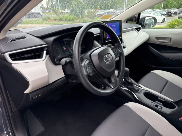 Used 2025 Toyota Corolla LE FWD image 23