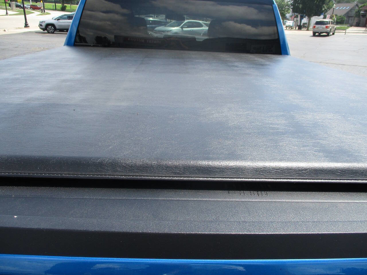 Used 2023 GMC Sierra 1500 Elevation image 10