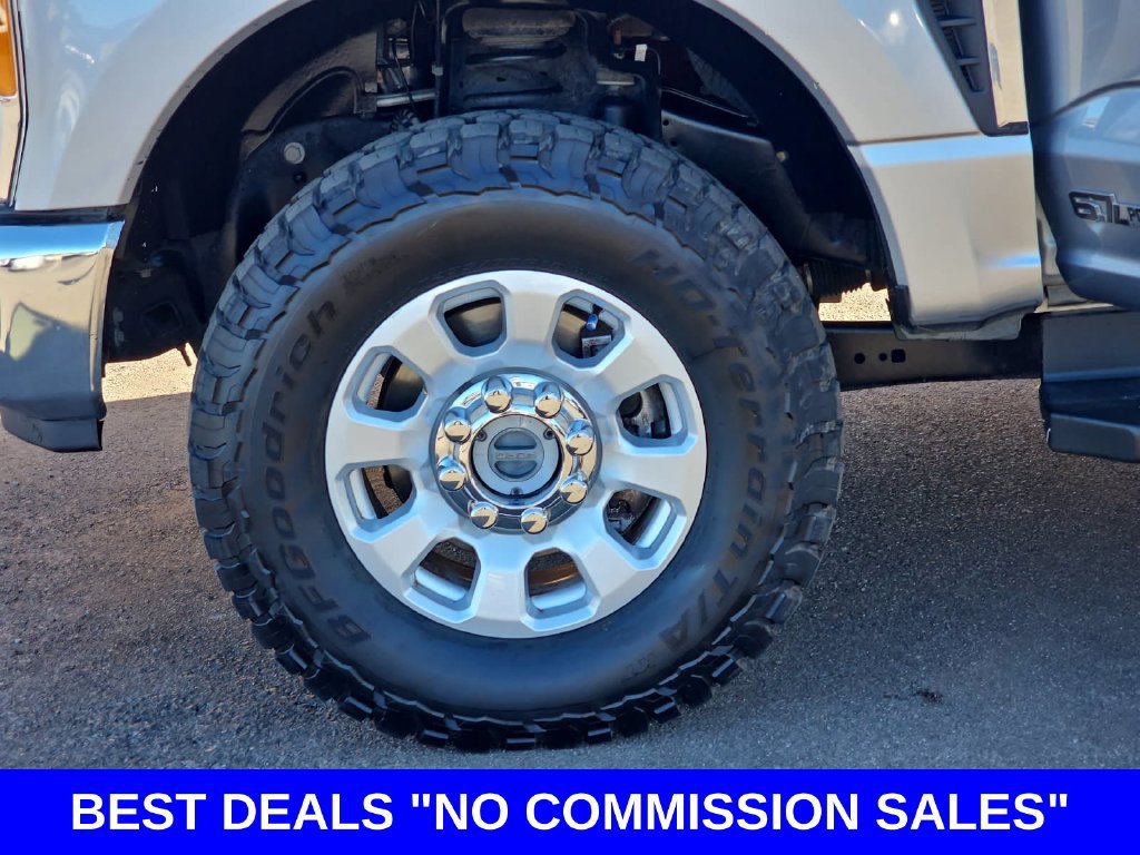 Used 2023 Ford F250 XLT w/ FX4 Off-Road Package AWD/4WD image 35