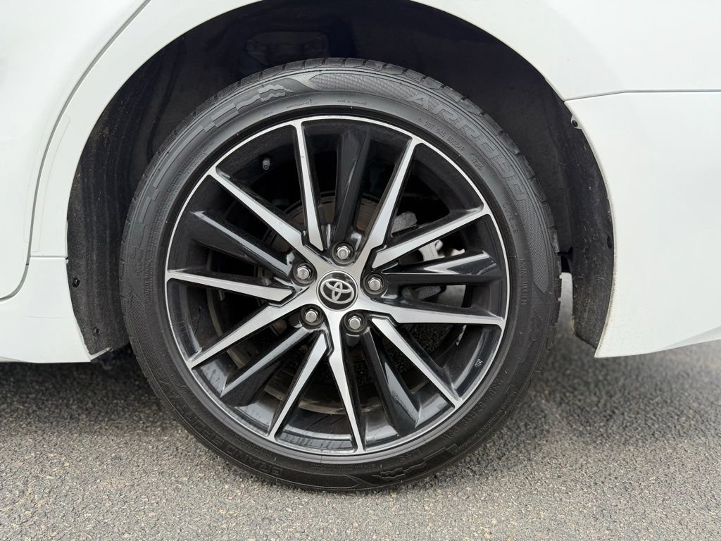 Used 2024 Toyota Camry SE FWD image 29