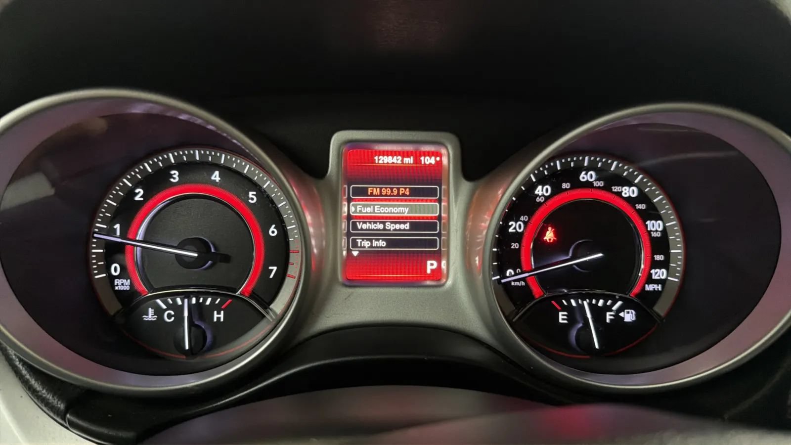 Used 2016 Dodge Journey SE w/ Flexible Seating Group FWD image 11