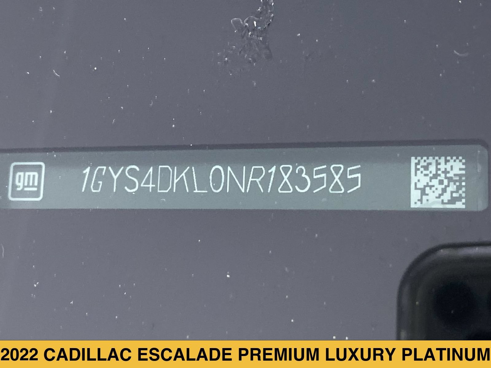 Certified 2022 Cadillac Escalade Premium Luxury Platinum AWD/4WD image 18