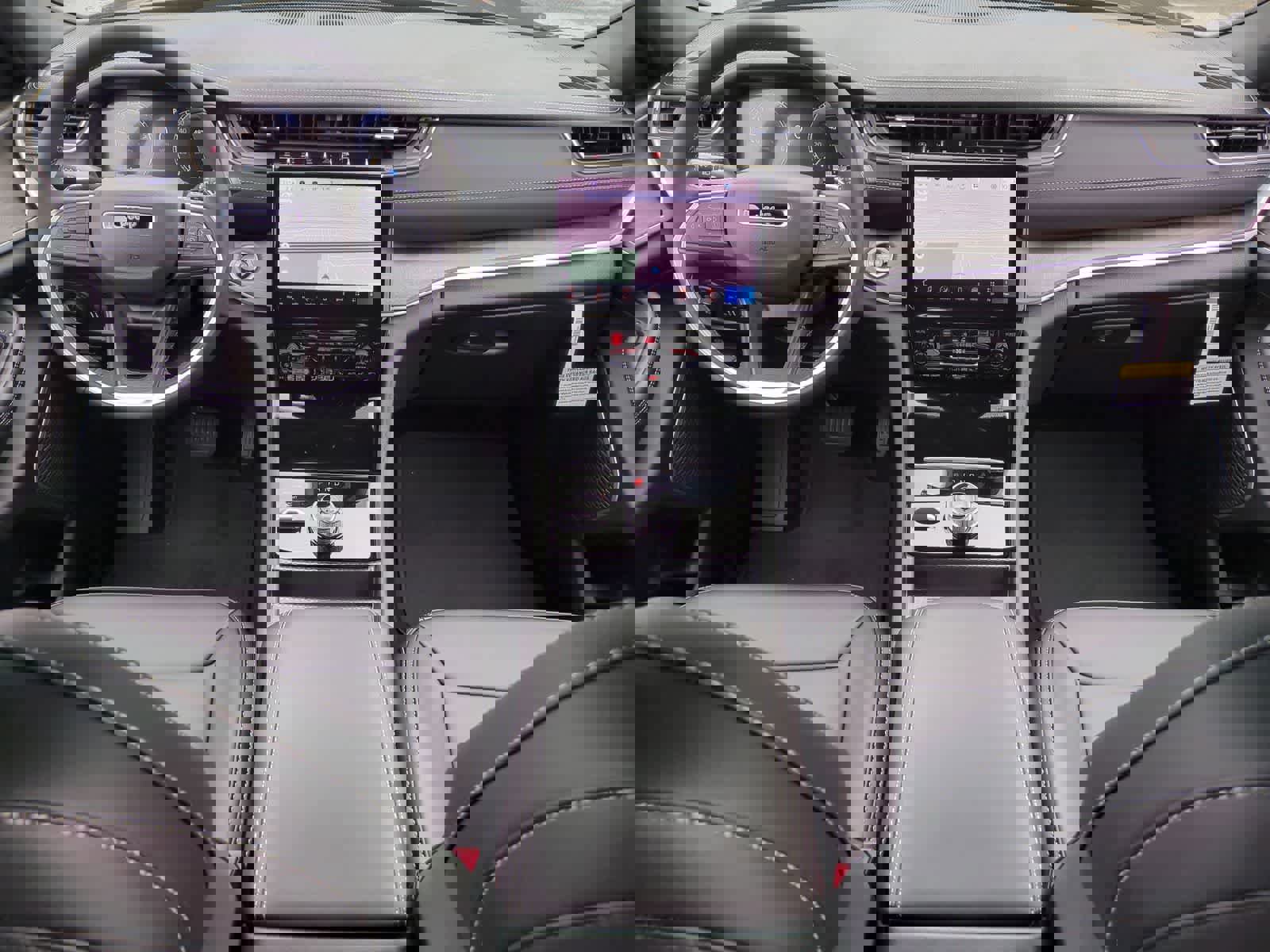 New 2025 Jeep Grand Cherokee L Limited image 16