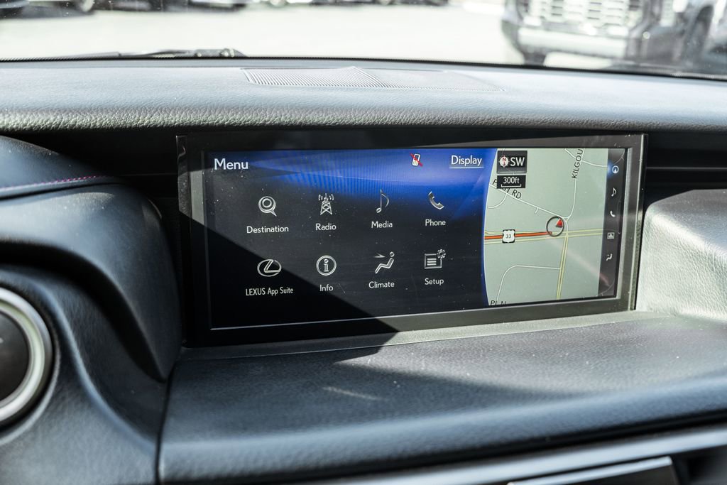 Used 2019 Lexus IS 300 F Sport w/ F Sport Package image 10