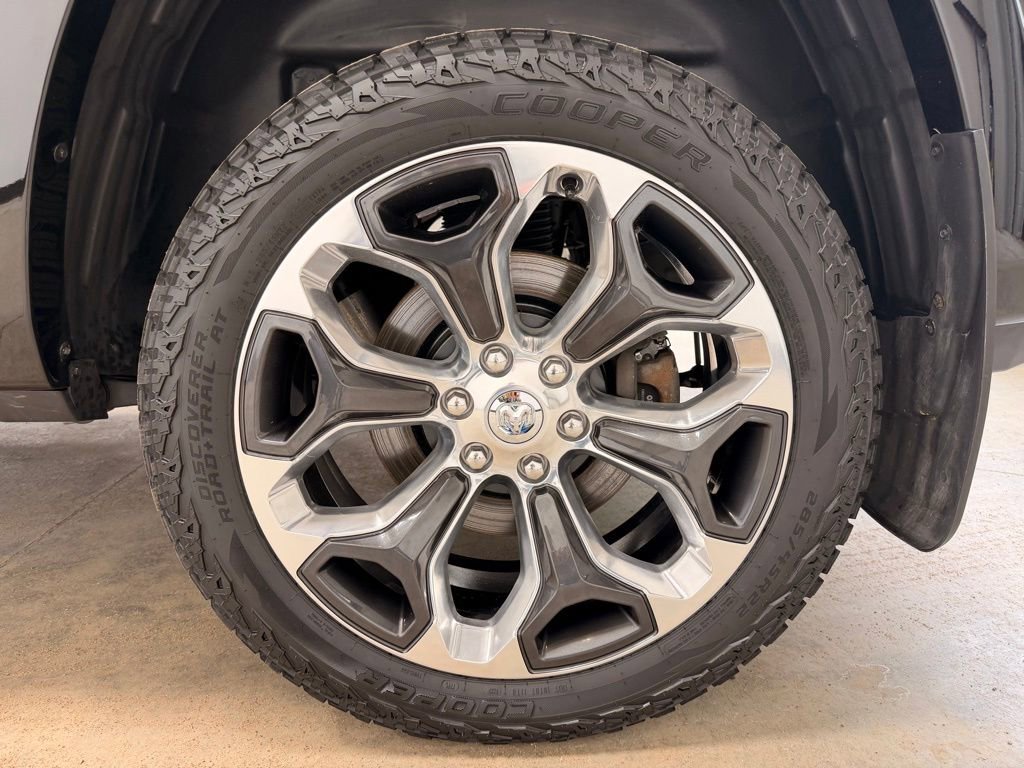 Used 2020 RAM 1500 Limited image 17