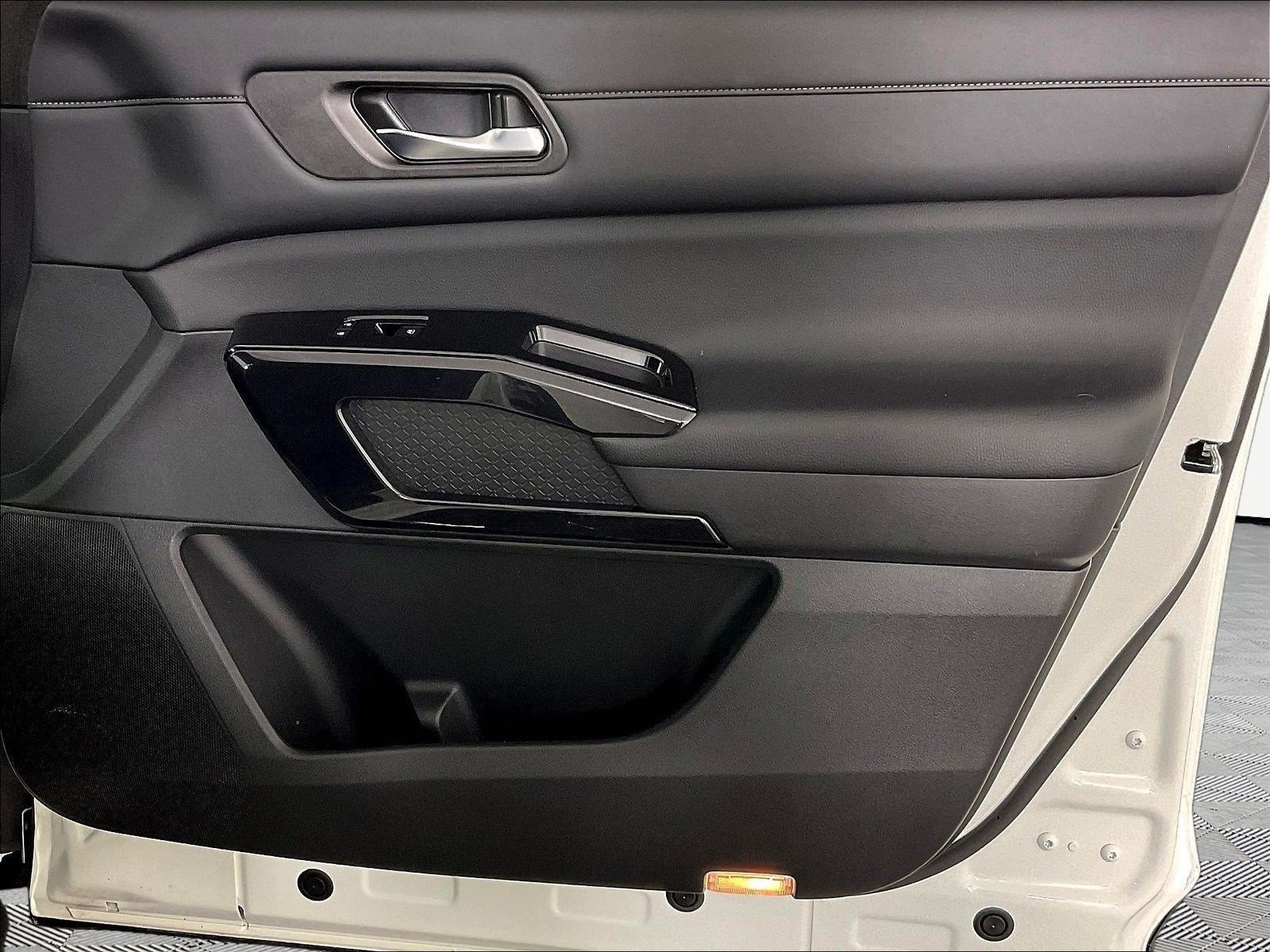 Certified 2022 Nissan Pathfinder SV AWD/4WD image 26