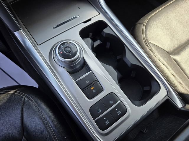 Used 2021 Ford Explorer XLT w/ Equipment Group 202A RWD image 23