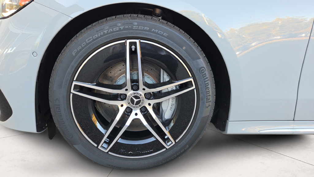 New 2026 Mercedes-Benz E 450 4MATIC Sedan image 23
