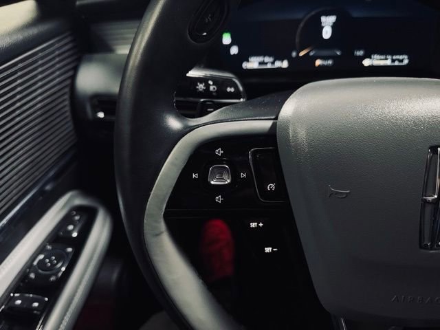 Used 2022 Lincoln Corsair Reserve w/ Elements Package image 30