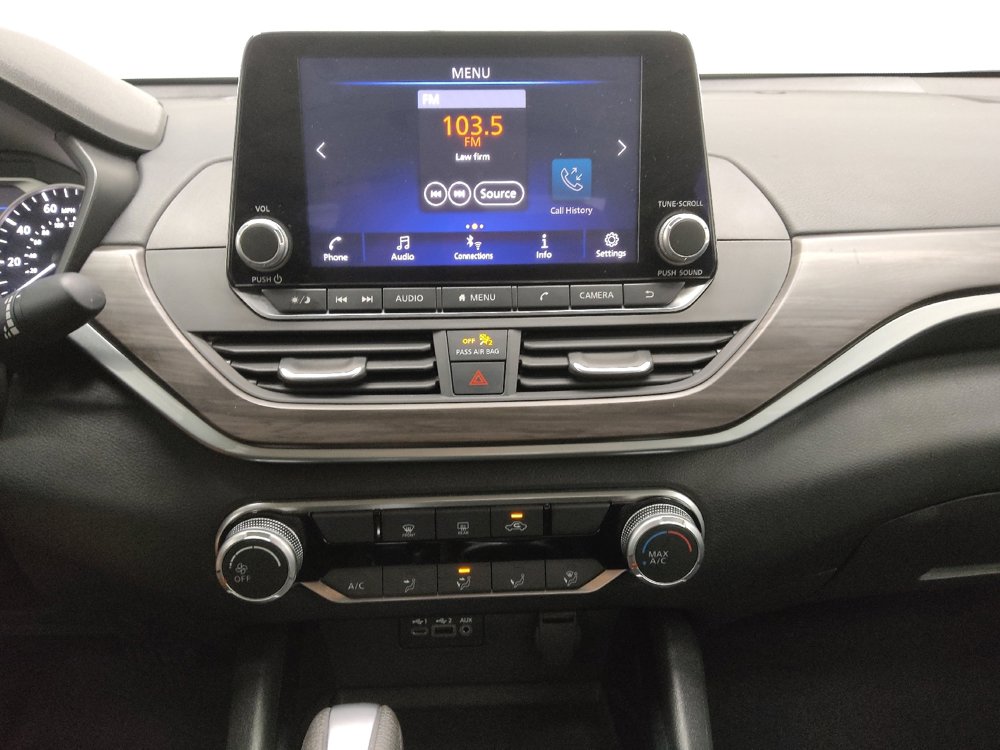 Used 2024 Nissan Altima 2.5 SV image 25