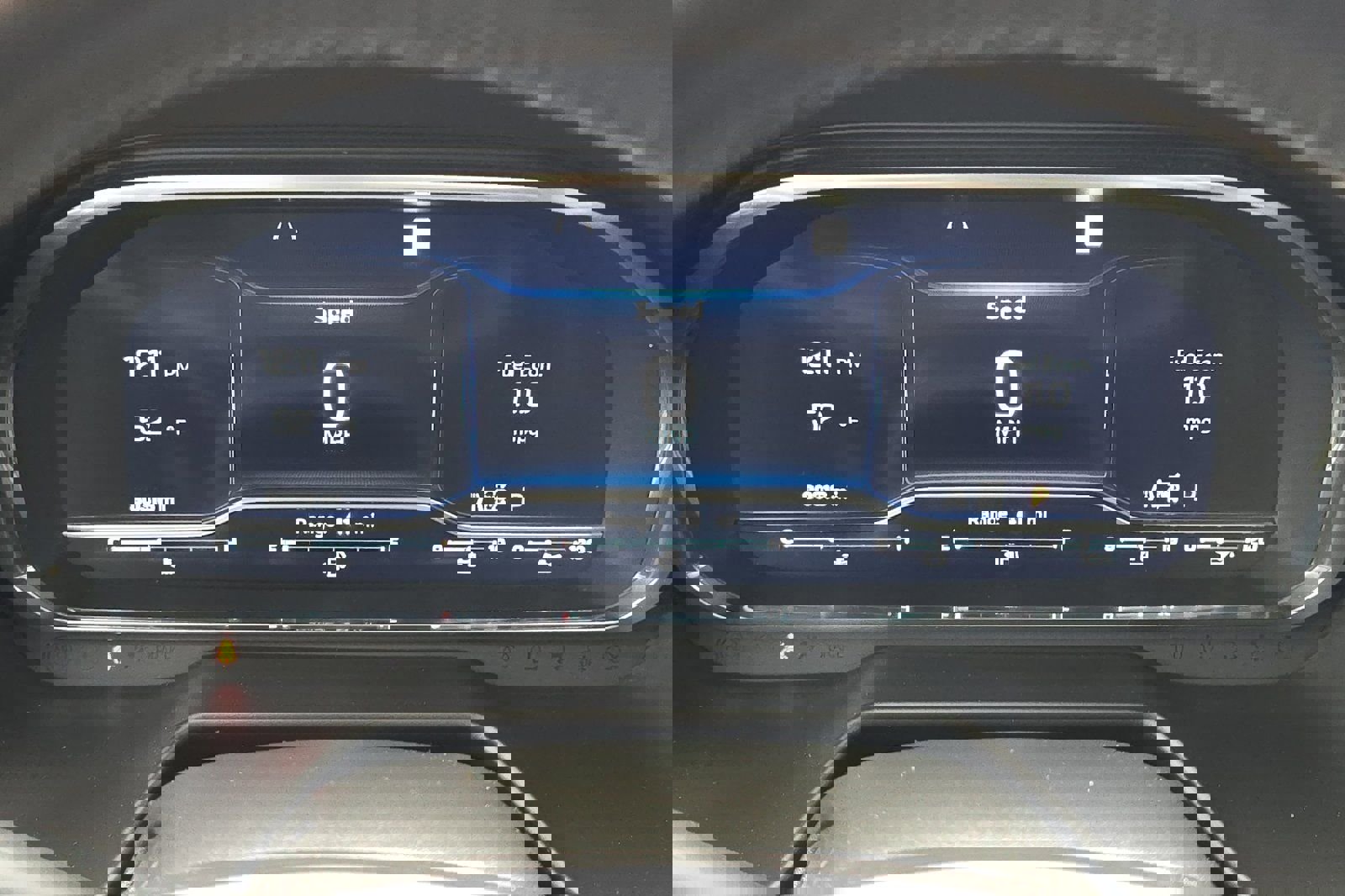 Used 2022 Chevrolet Suburban High Country w/ Premium Package AWD/4WD image 31