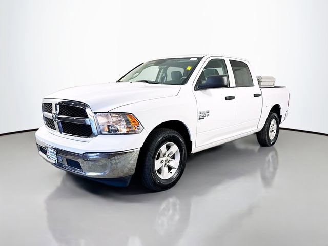 Used 2022 RAM 1500 Classic SLT RWD image 2