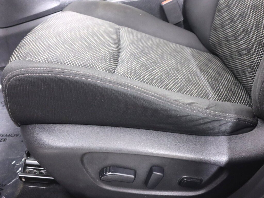 Used 2019 Nissan Rogue Sport SV w/ All-Weather Package FWD image 32