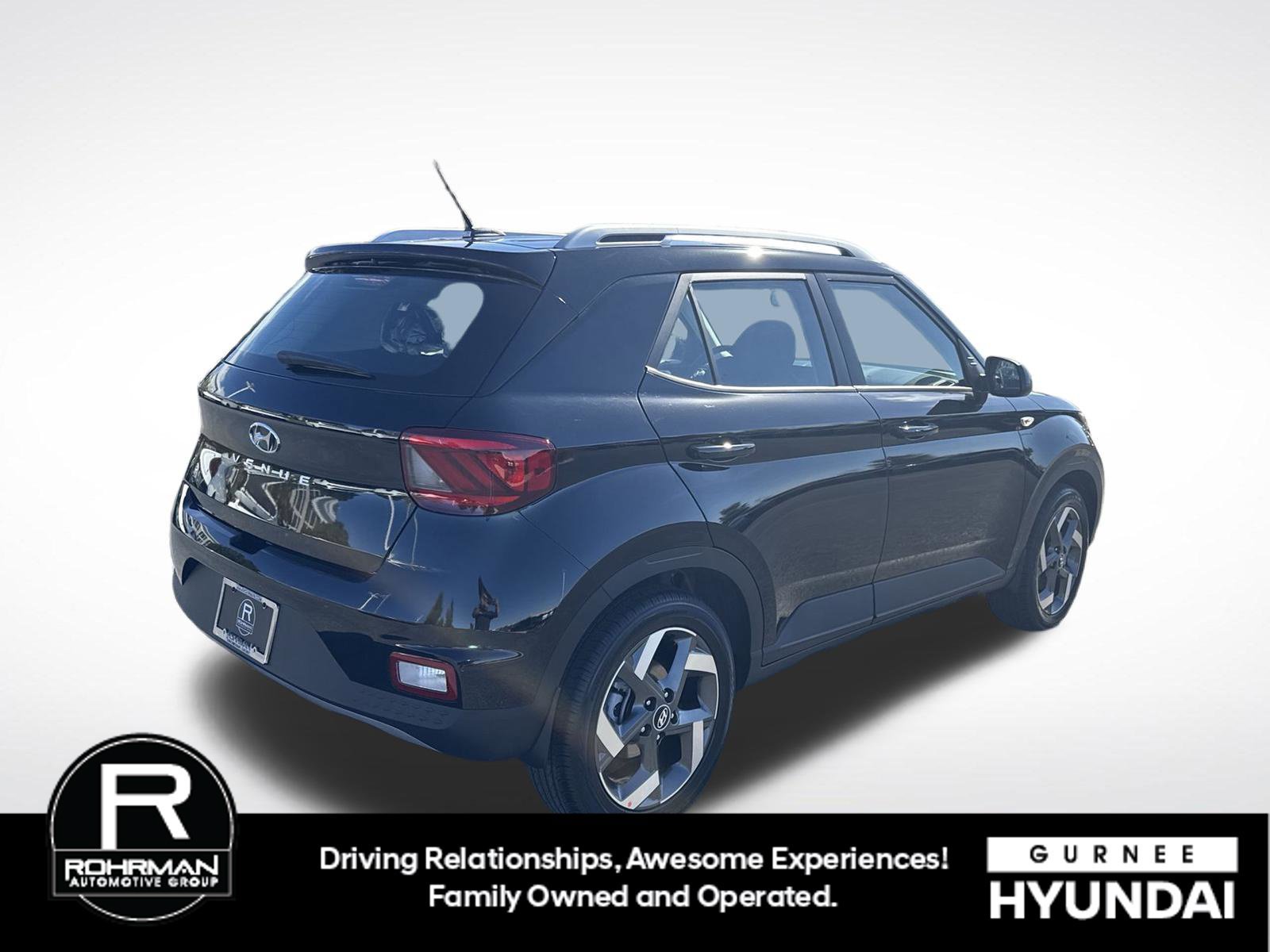 New 2026 Hyundai Venue SEL FWD image 8