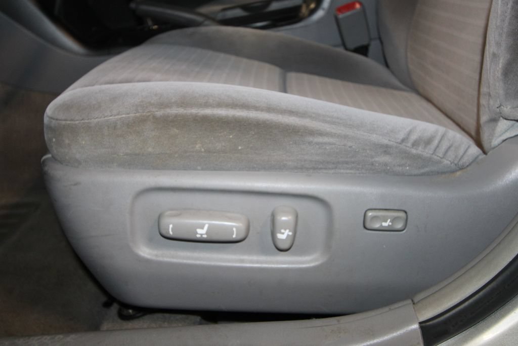 Used 2006 Toyota Camry FWD image 7