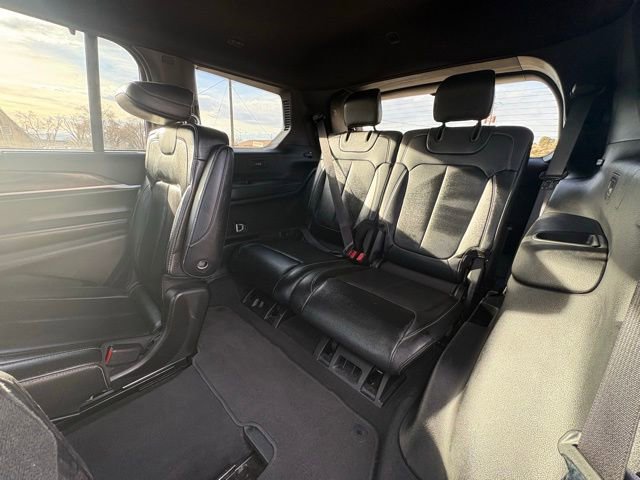 Used 2024 Jeep Grand Cherokee L Limited w/ Luxury Tech Group II image 11