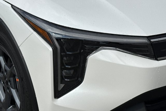 New 2027 Kia K4 FWD image 31