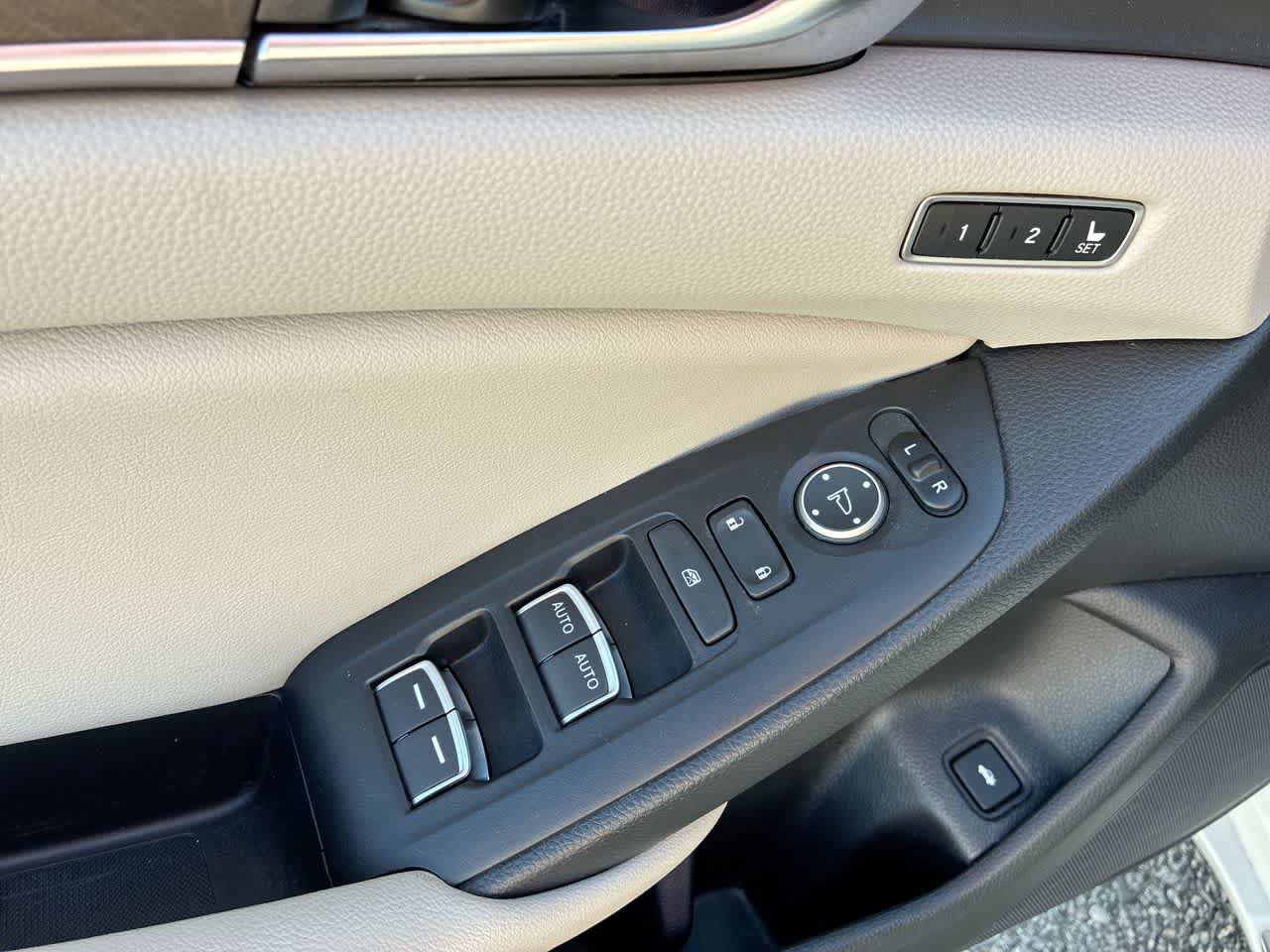 Used 2022 Honda Accord EX-L image 23
