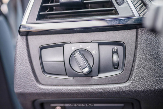 Used 2018 BMW M3 image 22