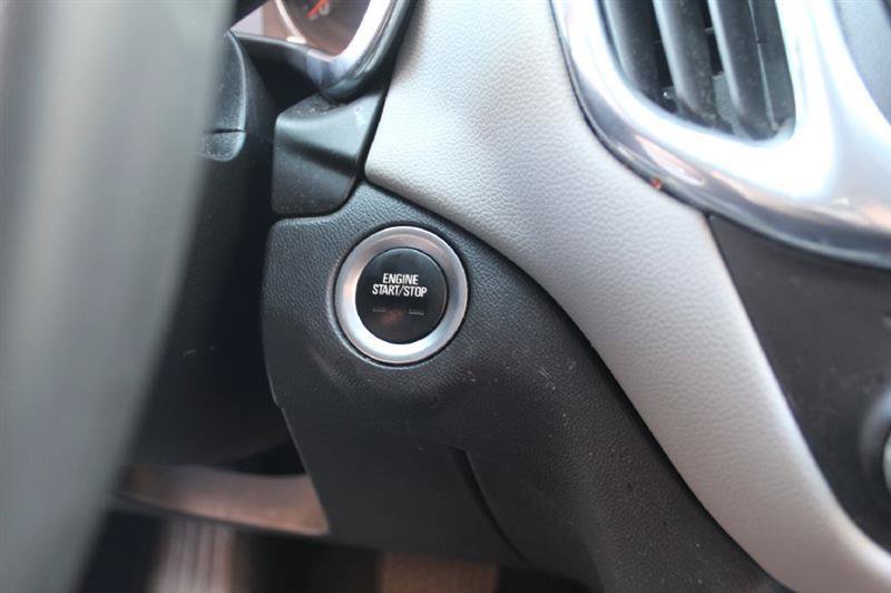 Used 2021 Chevrolet Equinox LT FWD image 17