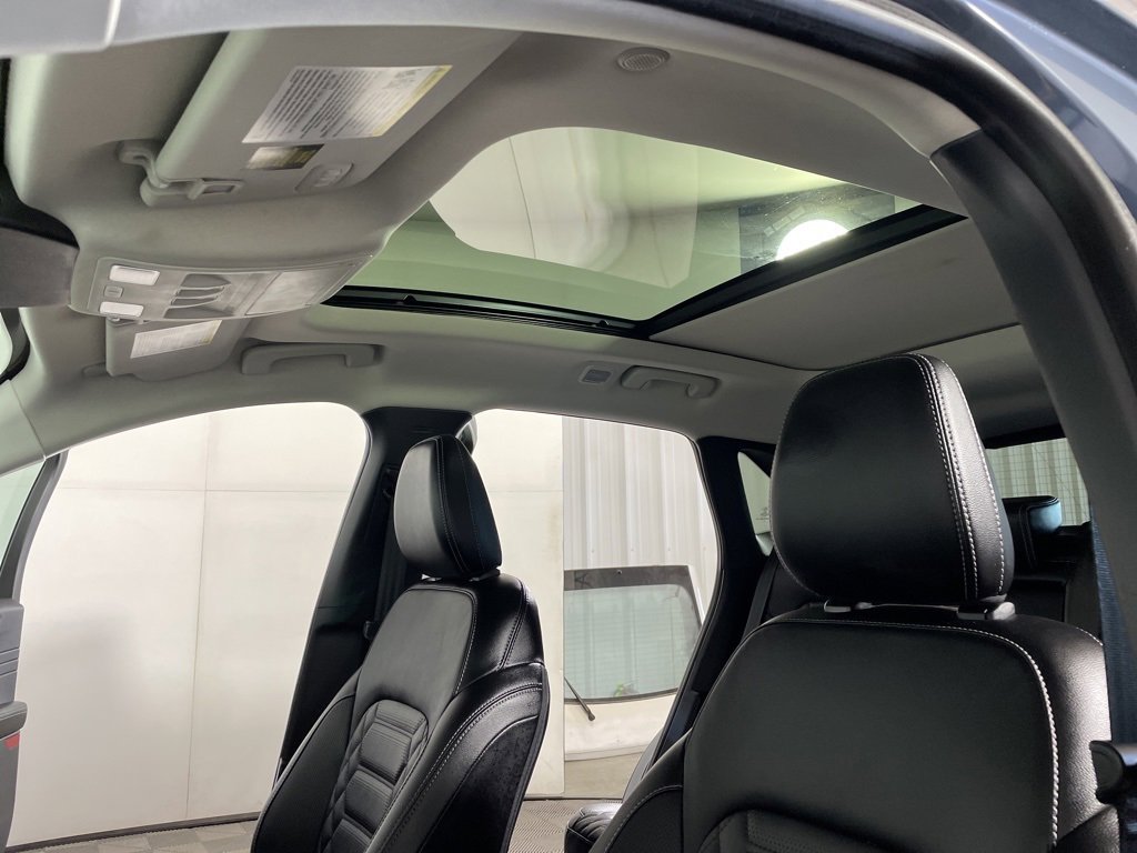 Used 2024 Ford Escape SE w/ PHEV Premium Package image 28