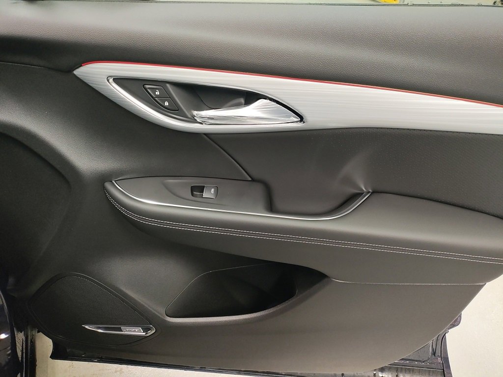 New 2026 Buick Envision Avenir image 9