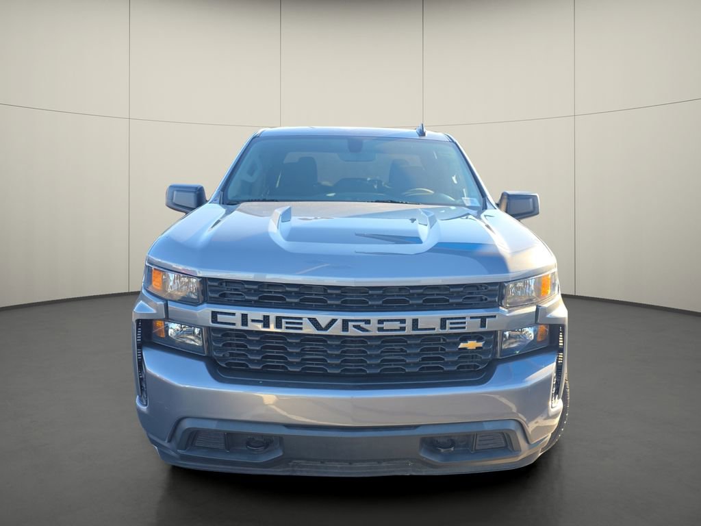 Used 2022 Chevrolet Silverado 1500 Custom RWD image 2