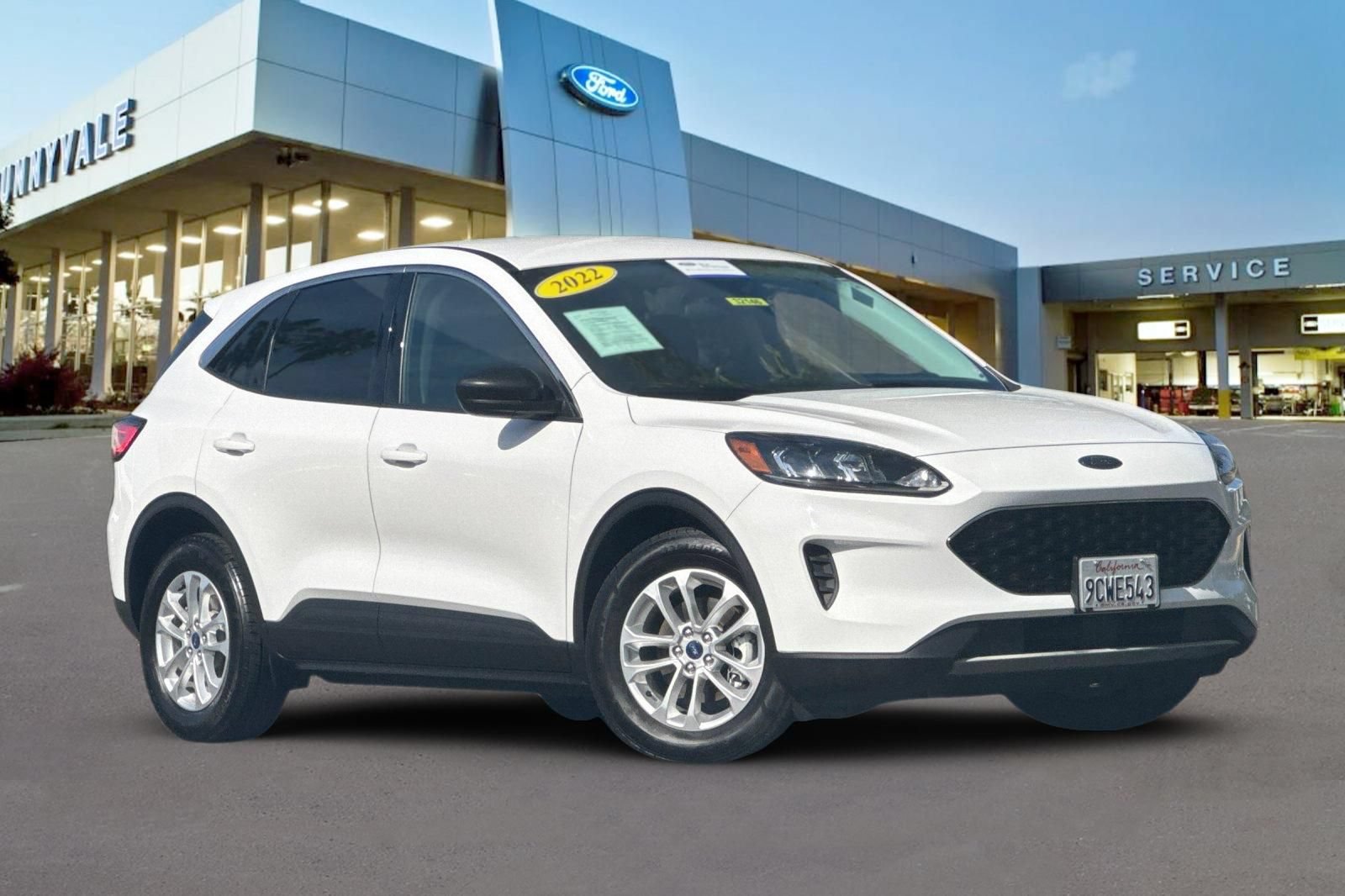 Certified 2022 Ford Escape SE FWD image 2