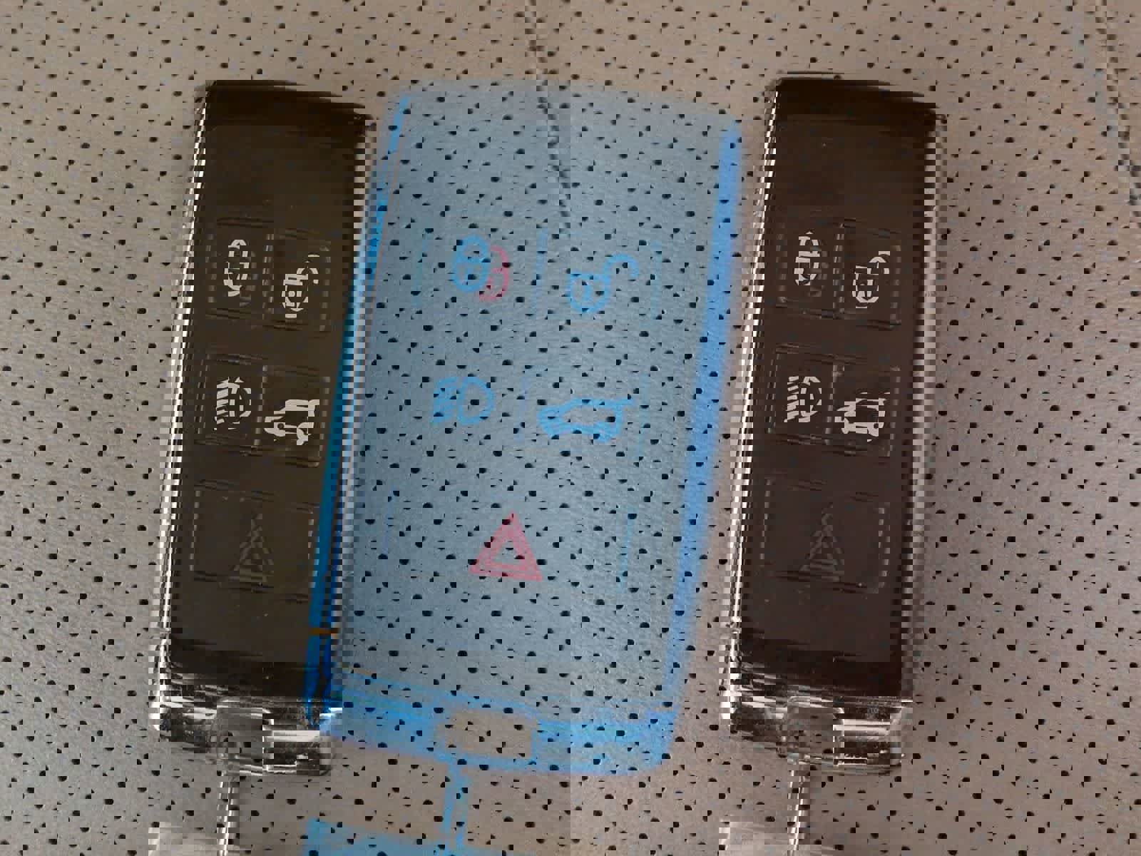 Used 2020 Land Rover Discovery HSE image 36