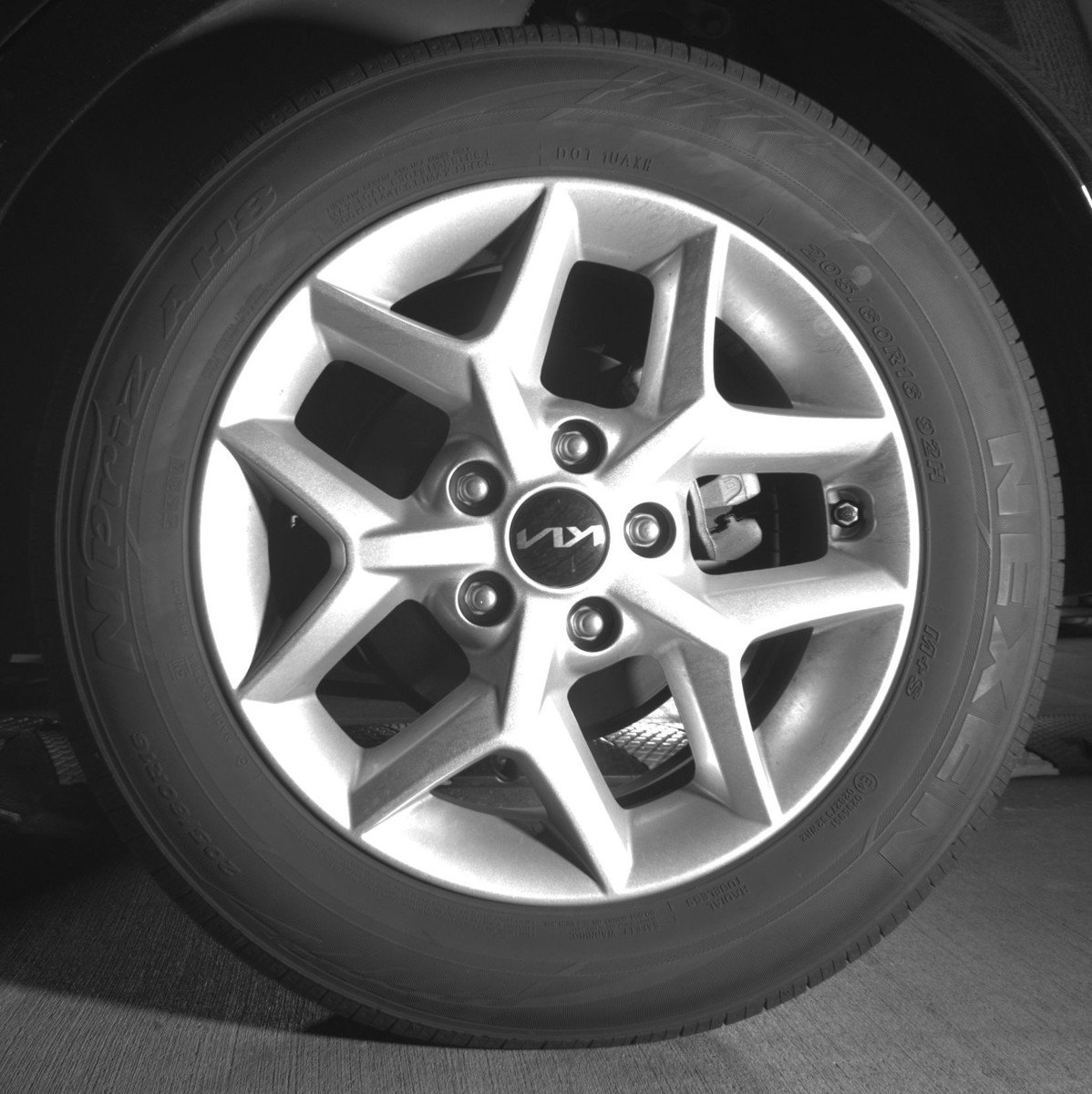 Used 2025 Kia Soul LX w/ LX Technology Package image 14