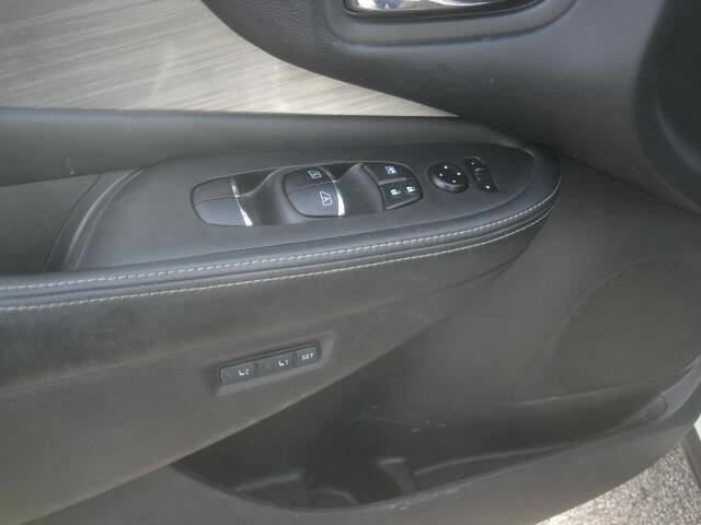 Used 2015 Nissan Murano SL w/ SL Technology Package image 19