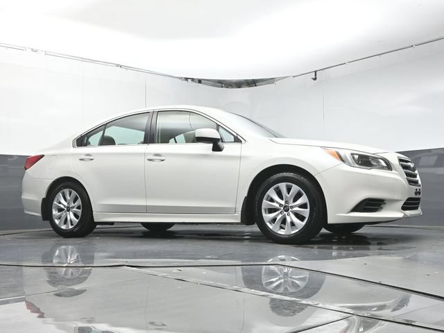 Used 2017 Subaru Legacy 2.5i Premium w/ Popular Package #1 AWD/4WD image 30