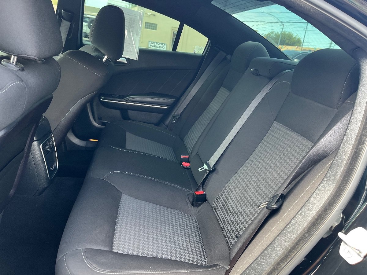 Used 2019 Dodge Charger GT w/ Performance Handling Group RWD image 28