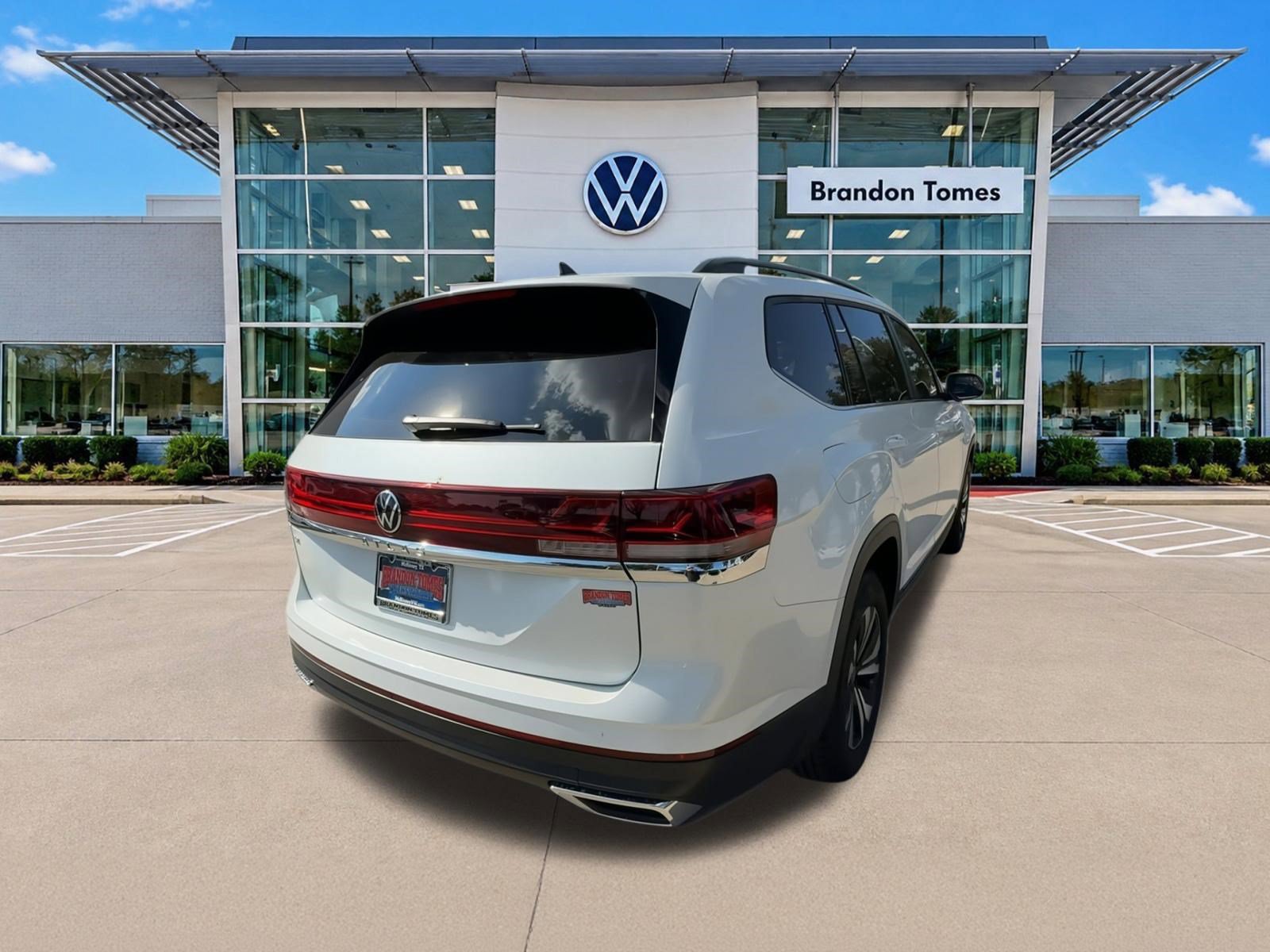 Used 2026 Volkswagen Atlas SE FWD image 8