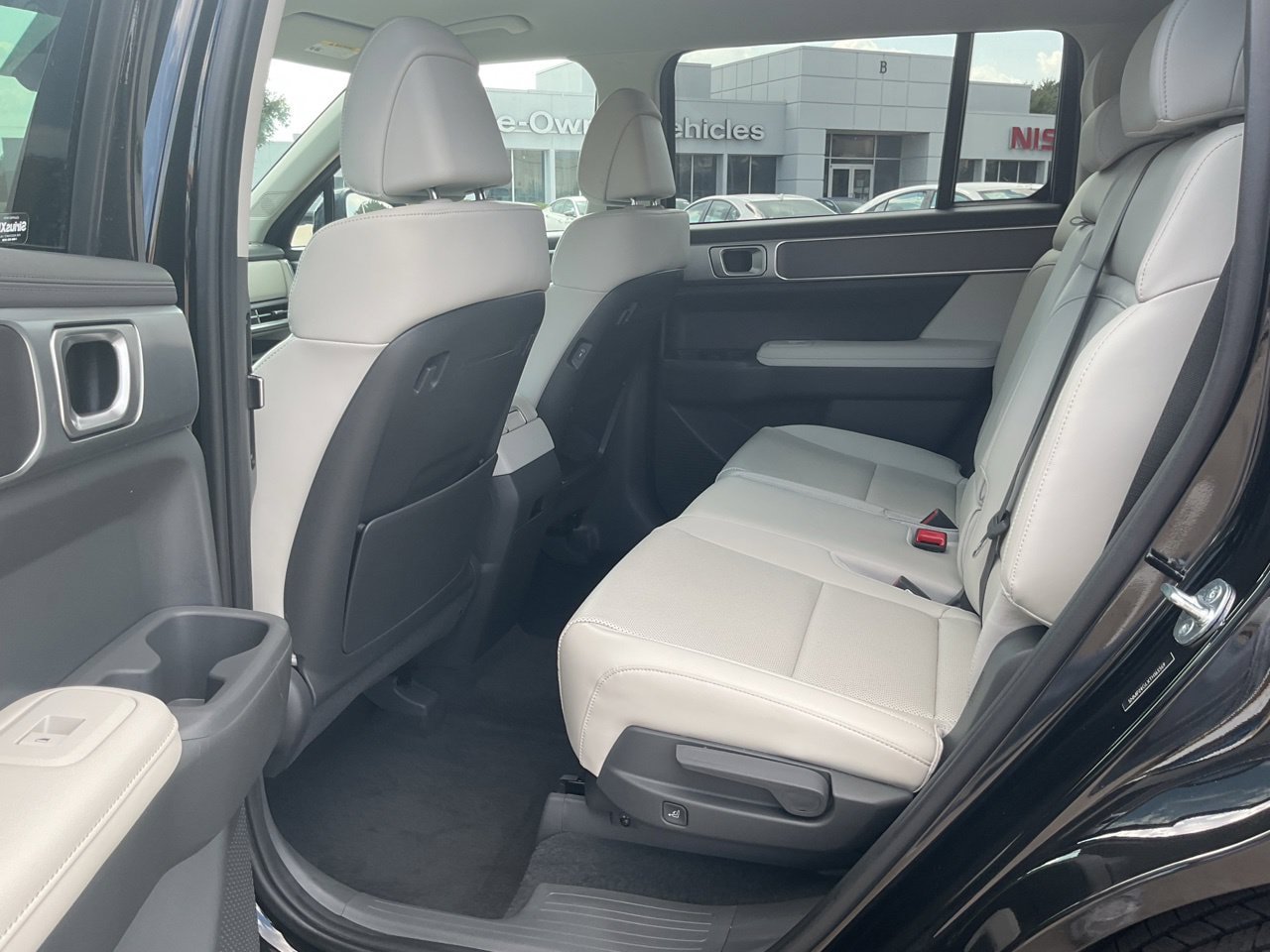 Used 2026 Hyundai Santa Fe SEL FWD image 11