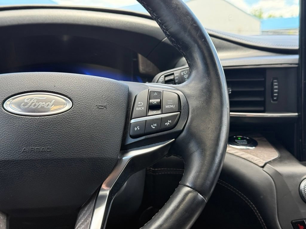 Used 2020 Ford Explorer Platinum AWD/4WD image 19
