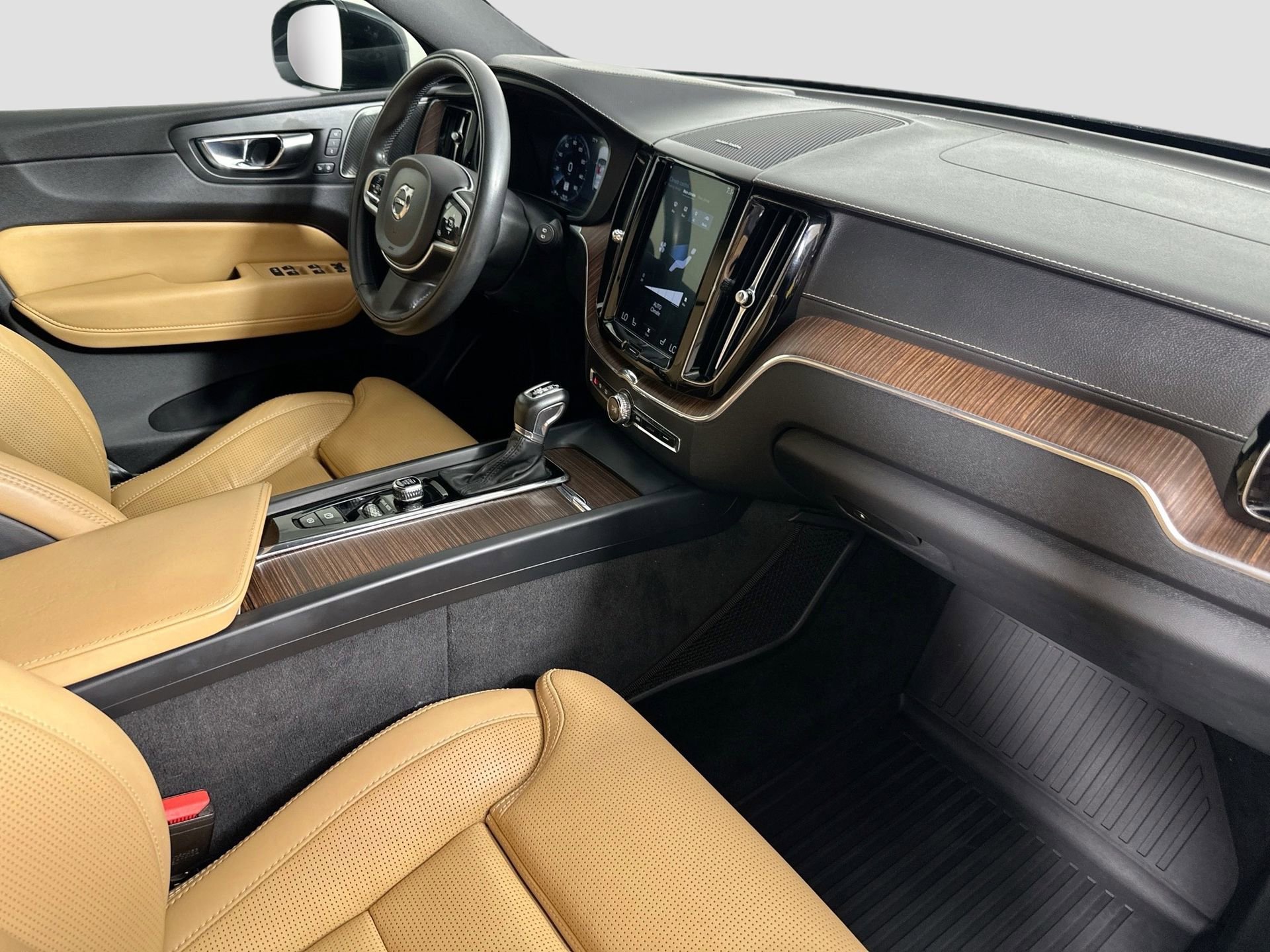 Used 2020 Volvo XC60 T5 Inscription image 31