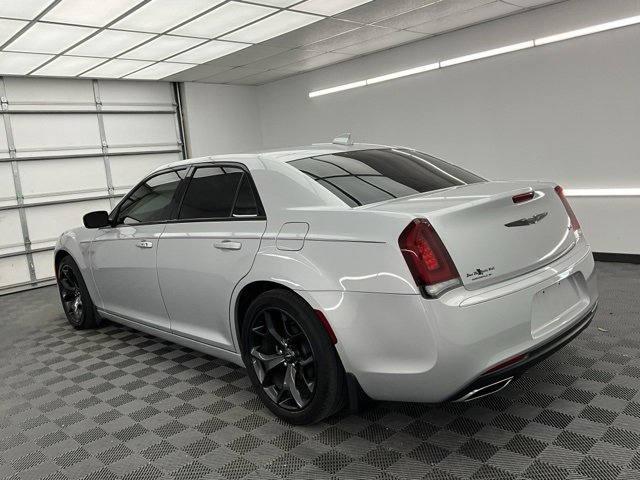 Used 2021 Chrysler 300 Touring w/ Sport Appearance Package image 20