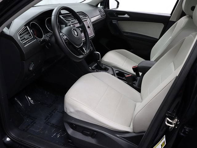 Used 2019 Volkswagen Tiguan SE image 10